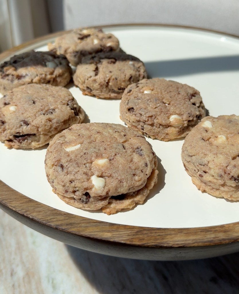 Cookies n' Creme Cookies