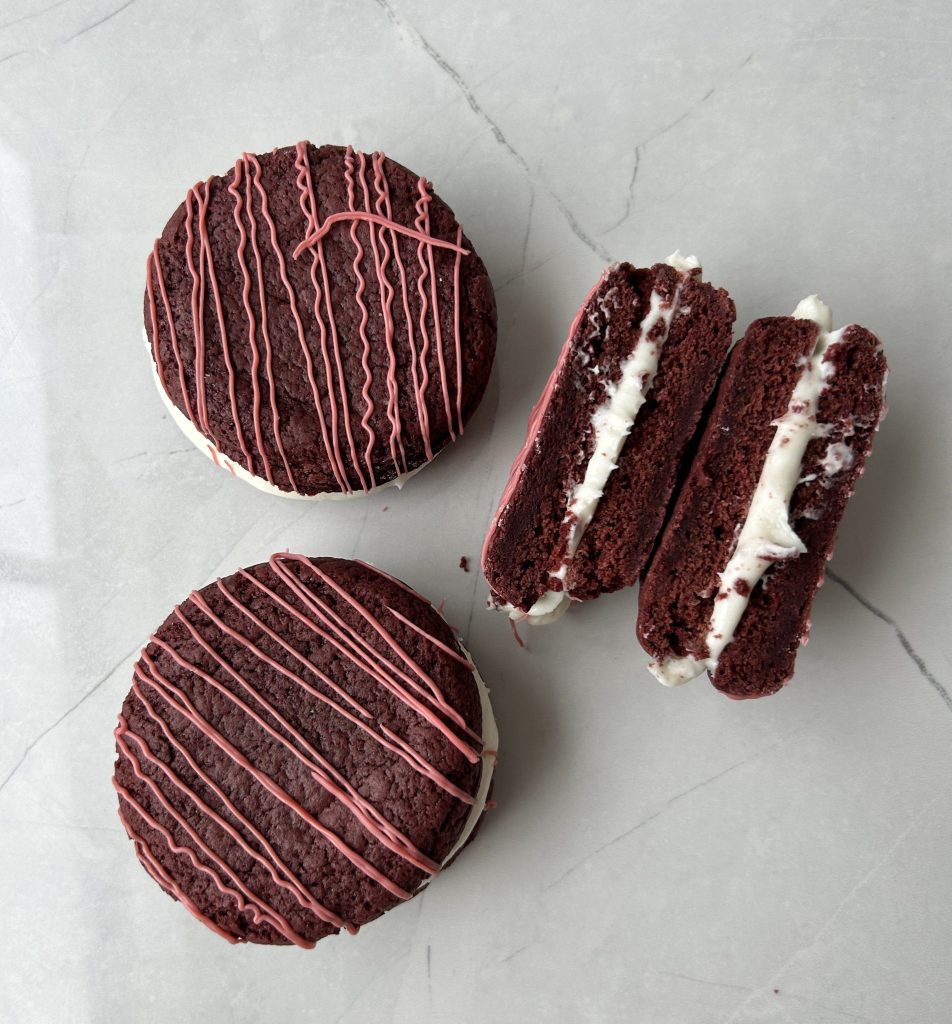 red velvet cookie sandwiches