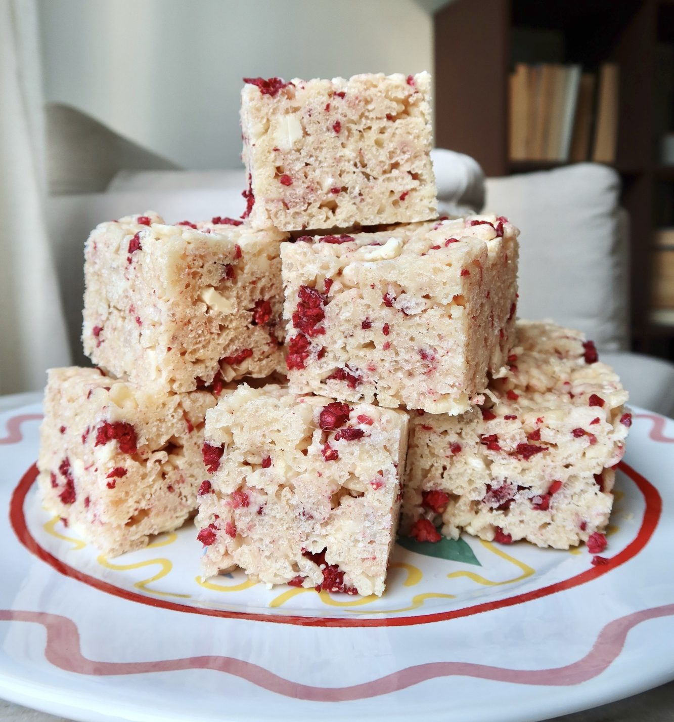 raspberry white chocolate krispies